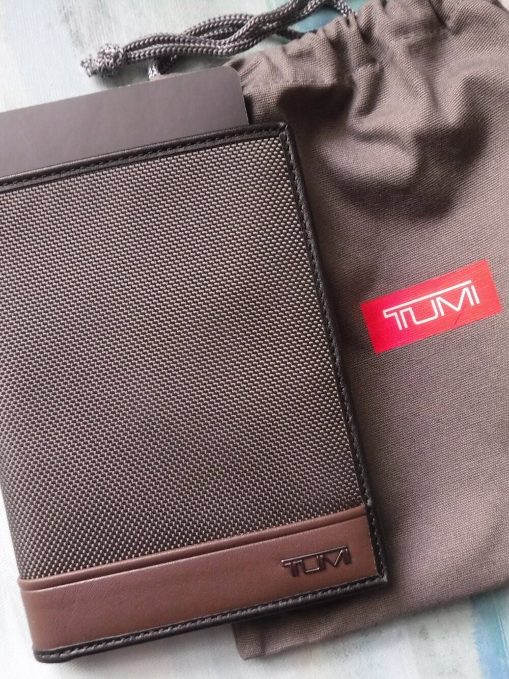 TUMI Passport Case With ID NWT